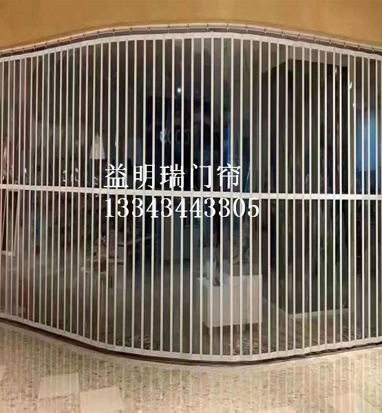 鋁合金折疊門