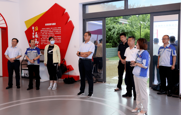 產改工作築成效,創新發展謀新篇—濟南市總工會評估組走入居邦源實地調研(yán) 產改工作築成效,創(chuàng)新發展(zhǎn)謀新篇(piān)—濟南市總工(gōng)會評估組走入居(jū)邦源實地調研